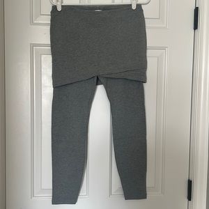 CABI NWOT athleisure legging/skirt combo Size Small
